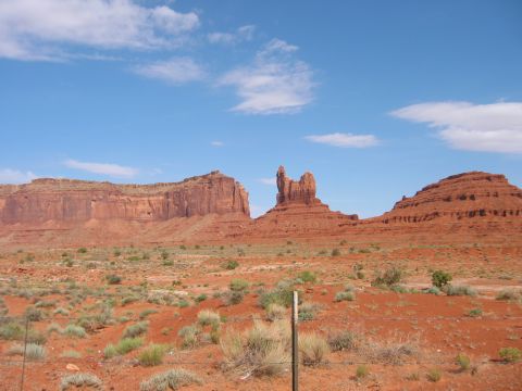 1997 Ford Ranger - Scenic view of Monument Valley, Utah, with its iconic sandstone buttes and mesas under a clear blue sky.