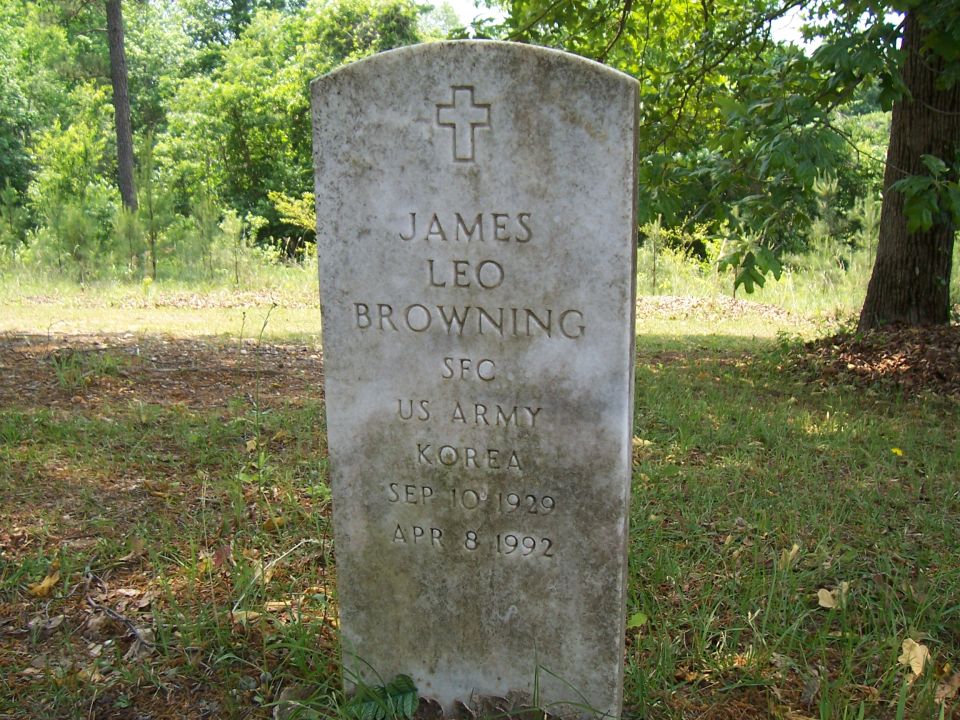 Gravestone with cross and inscription for James Leo Browning, SFC, US Army, Korea