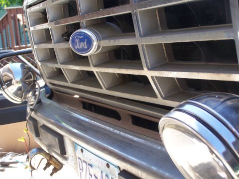 1986 Ford Bronco - Rock Guard installed