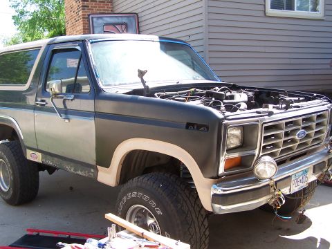 1986 Ford Bronco - Passenger side done