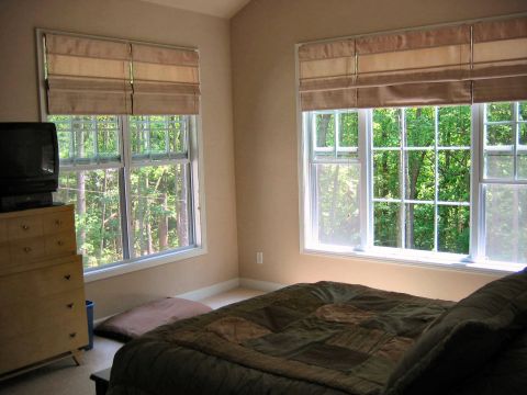 1985 Ford Crown Victoria LTD - Master bedroom, windows and new Roman blinds.