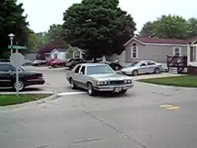 1988 Mercury Grand Marquis - Take off to the right.