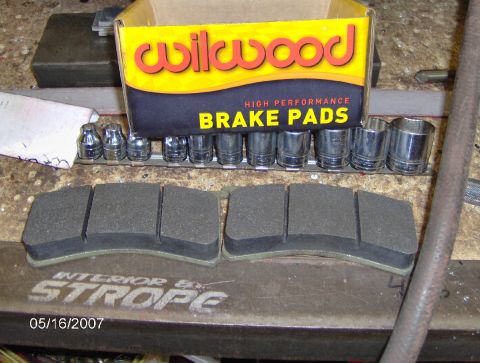 1978 Ford Bronco - Brake pads
