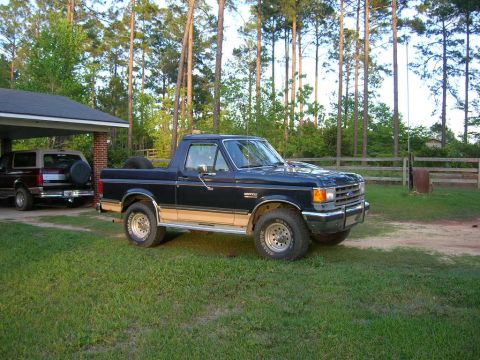 1989 Ford Bronco photo