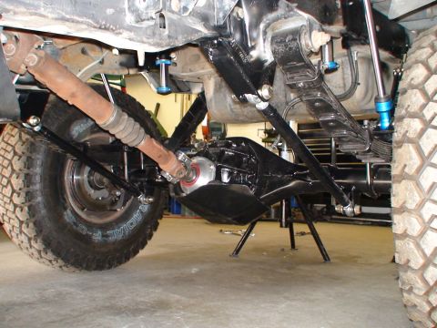1995 Ford Bronco - Rear end skidplate