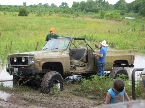 1992 Ford Bronco - mean green