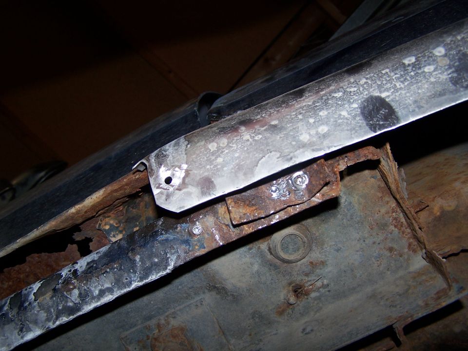 Under door seam spot weld - needs to be seperated