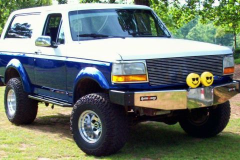 1987 Ford Bronco photo