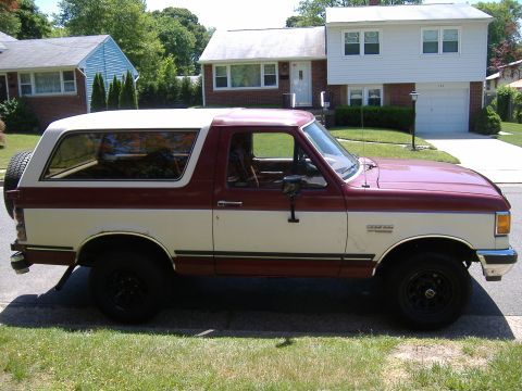 1990 Ford Bronco photo