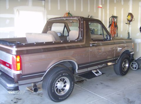1989 Ford Bronco photo