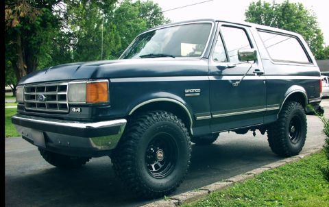 1987 Ford Bronco photo