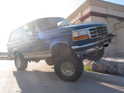 1996 Ford Bronco - This 1996 Ford Bronco is equipped with a lift kit and aftermarket wheels.