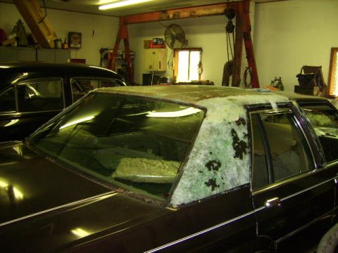 1982 Ford Crown Victoria LTD - What is underneath the top.