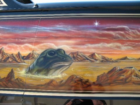 1978 Ford E250 - Custom airbrushed mural a frog in a desert landscape adorns the side of a vehicle.