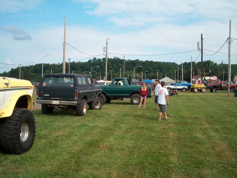 1978 Ford Bronco - First day,waiting for members to show up.