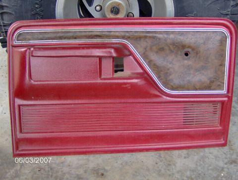 1978 Ford Bronco - drivers side