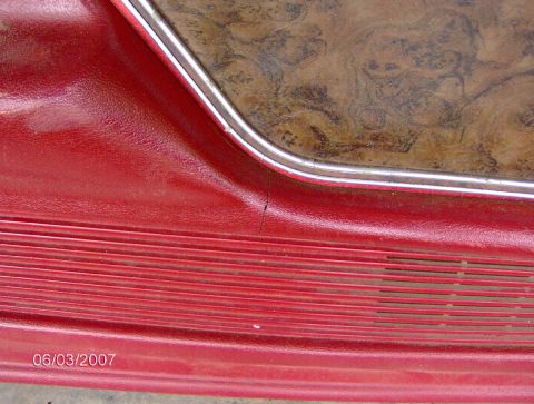 1978 Ford Bronco - crack