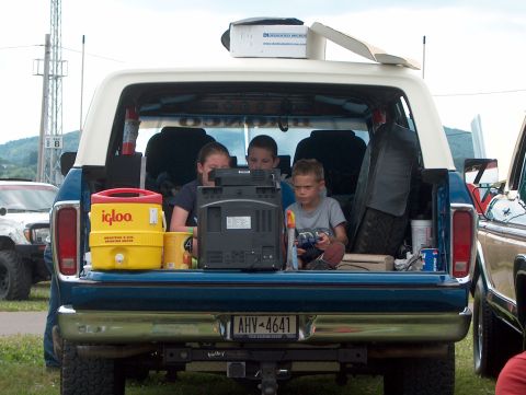1978 Ford Bronco - Kids playing video games in the back of Ken's Bronco.