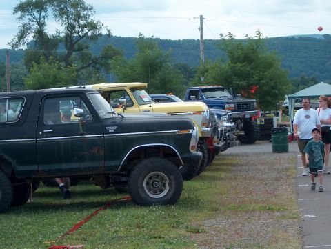 1978 Ford Bronco - Highest hood contest.