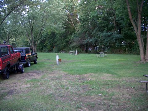 1978 Ford Bronco - I was the last to leave the campground.My 1978 Custom towing my 1978 XLT.