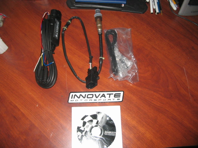 Innovate Motorsports wideband O2 sensor kit with CD and cables
