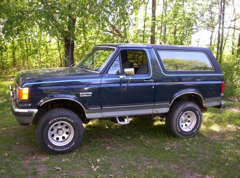 1990 Ford Bronco photo