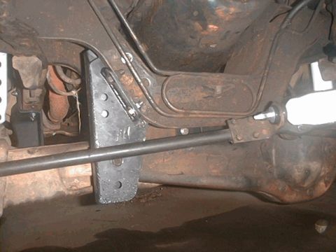 1980 Ford Bronco - new axle pivot