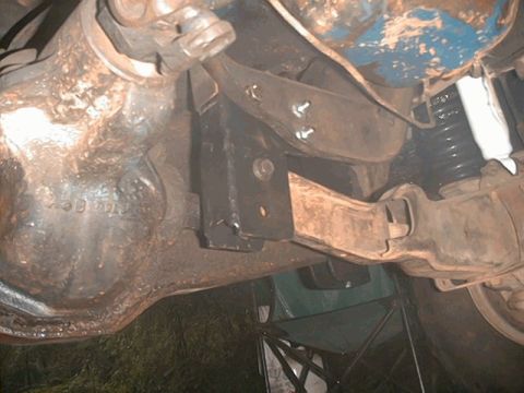 1980 Ford Bronco - new axle pivot