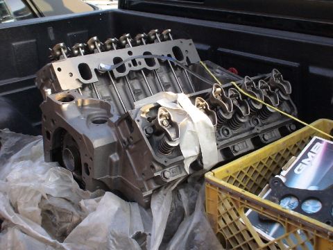 1972 Ford Ranchero - 400 block w/o the rib near the distributor