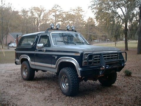 1980 Ford Bronco - light bar finally on