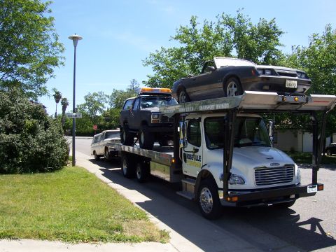 1983 Ford Bronco - here is the pass side of the load