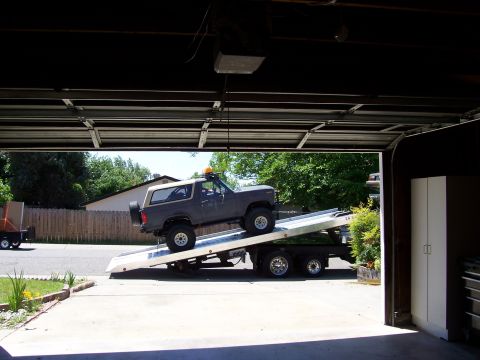 1983 Ford Bronco - time to unload the bronco