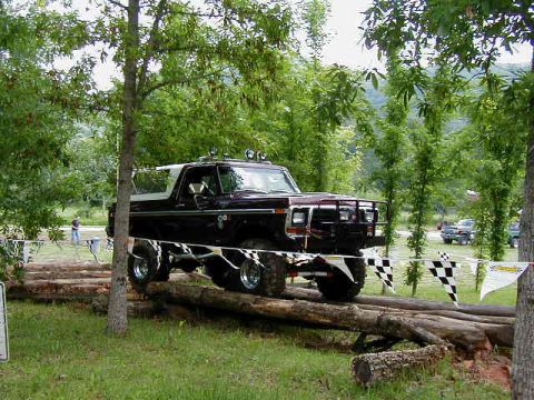 1990 Ford Bronco - Marty 0 Logs 2 Marty completed logs at the price of the front drive shaft