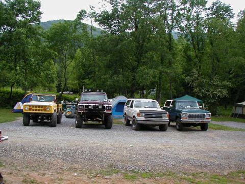 1990 Ford Bronco - Gulf Coast Group lined up