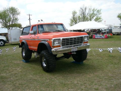 1978 Ford Bronco - Nice orange one.It was a father and son Bronco.They parked next to us both days but never said "hello" or hung around.I didn't see it at th…