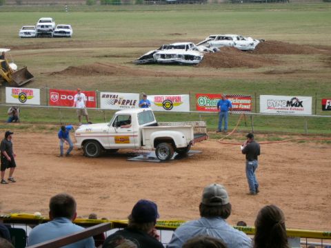 1978 Ford Bronco - I belive it is a 1979 Ford F100 Stepside.This guy came in second in 2005 and won first place in 2006 and 2007.