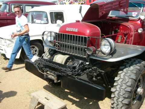 1978 Ford Bronco - Nice old Dodge.