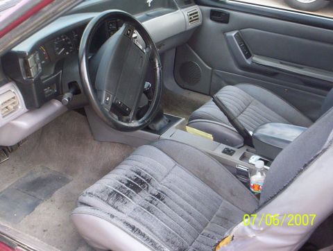 1993 Ford Mustang - ds interior