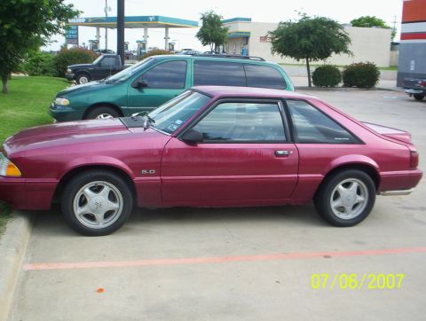 1993 Ford Mustang photo