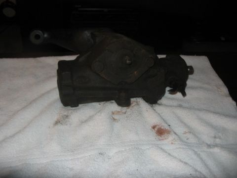 1991 Ford Bronco - Power steering gearbox, likely for a Ford vehicle, resting on a white towel.