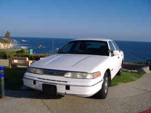 1993 Ford Crown Victoria photo