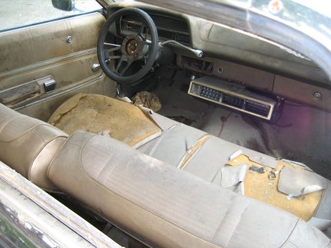 1970 Ford Ranchero - interior is kinda trashed