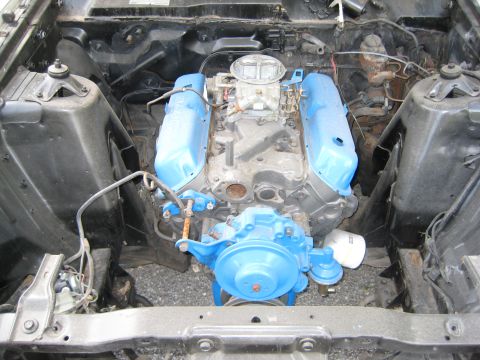 1970 Ford Ranchero - engine compartmen -clean