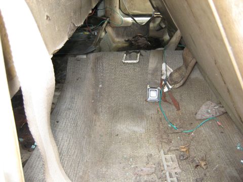 1970 Ford Ranchero - behind seat