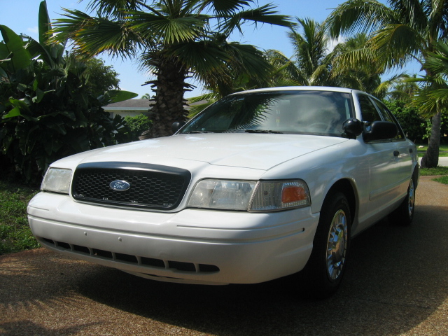 2001 Ford Crown Victoria