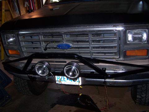 1986 Ford Bronco - Front view