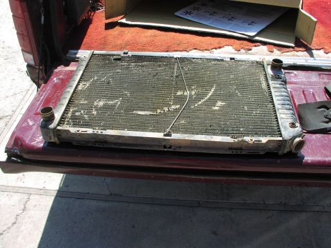 1981 Ford Bronco - Radiator! I've seen worse, but...