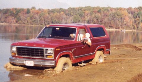 1981 Ford Bronco - Lake, what lake?