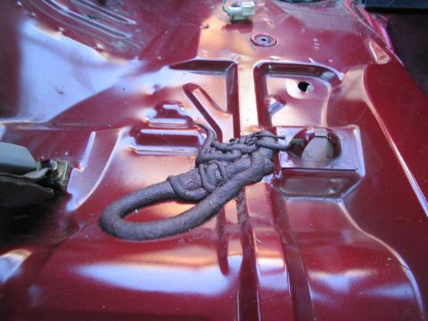 2001 Ford Crown Victoria - What the hell happened here??