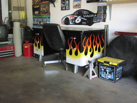 1981 Ford Bronco - We got new furniture at work so...